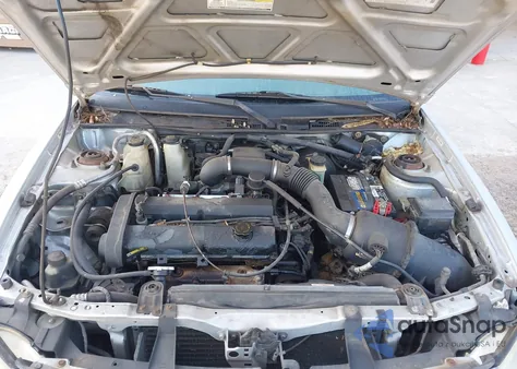 1999 Ford Escort Zx2 Cool/Zx2 Hot from USA, damaged, VIN 3FAKP1139XR199715